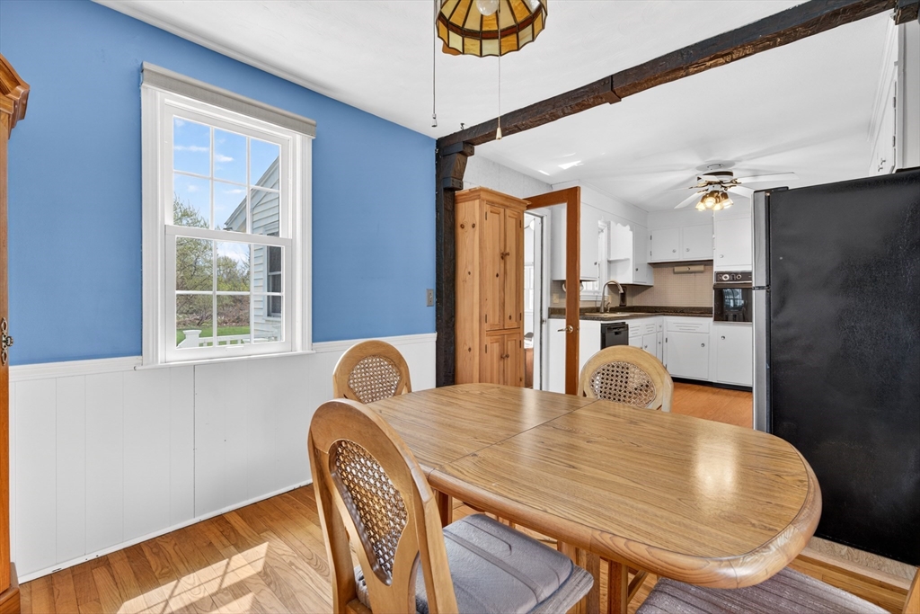 13 Hamilton Road Northborough, MA 01532 - Photo 5 of 40