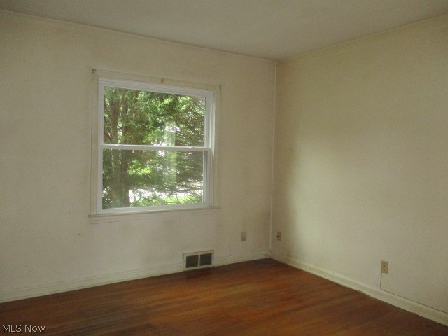 4369 Silsby Road University Heights, OH 44118 - Photo 9 of 13