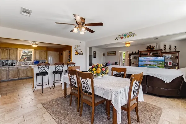 $299,000 | 300 Ave T, Marble Falls, TX 78654