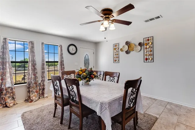 $305,000 | 300 Ave T, Marble Falls, TX 78654