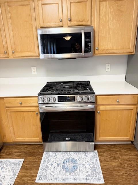 411 Sugar Maple Court Canton, GA 30114 - Photo 10 of 34 a stove top oven sitting inside of a kitchen