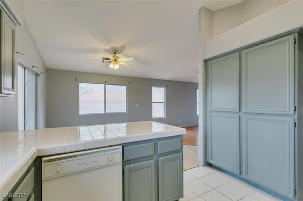 $1,999 | 7782 Top Hat Avenue, Las Vegas, NV 89113