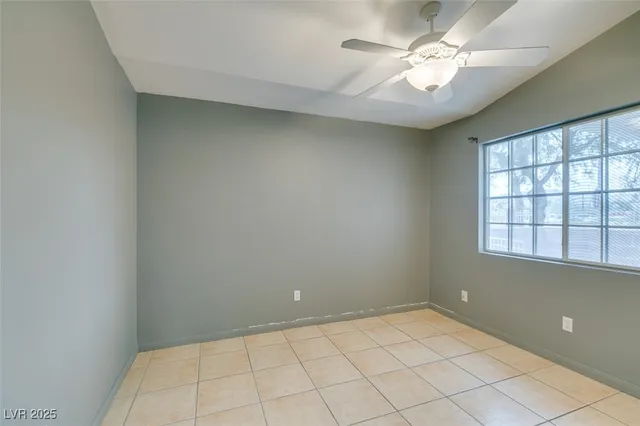 $2,018 | 7782 Top Hat Avenue, Las Vegas, NV 89113