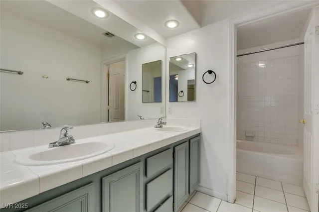 $2,018 | 7782 Top Hat Avenue, Las Vegas, NV 89113