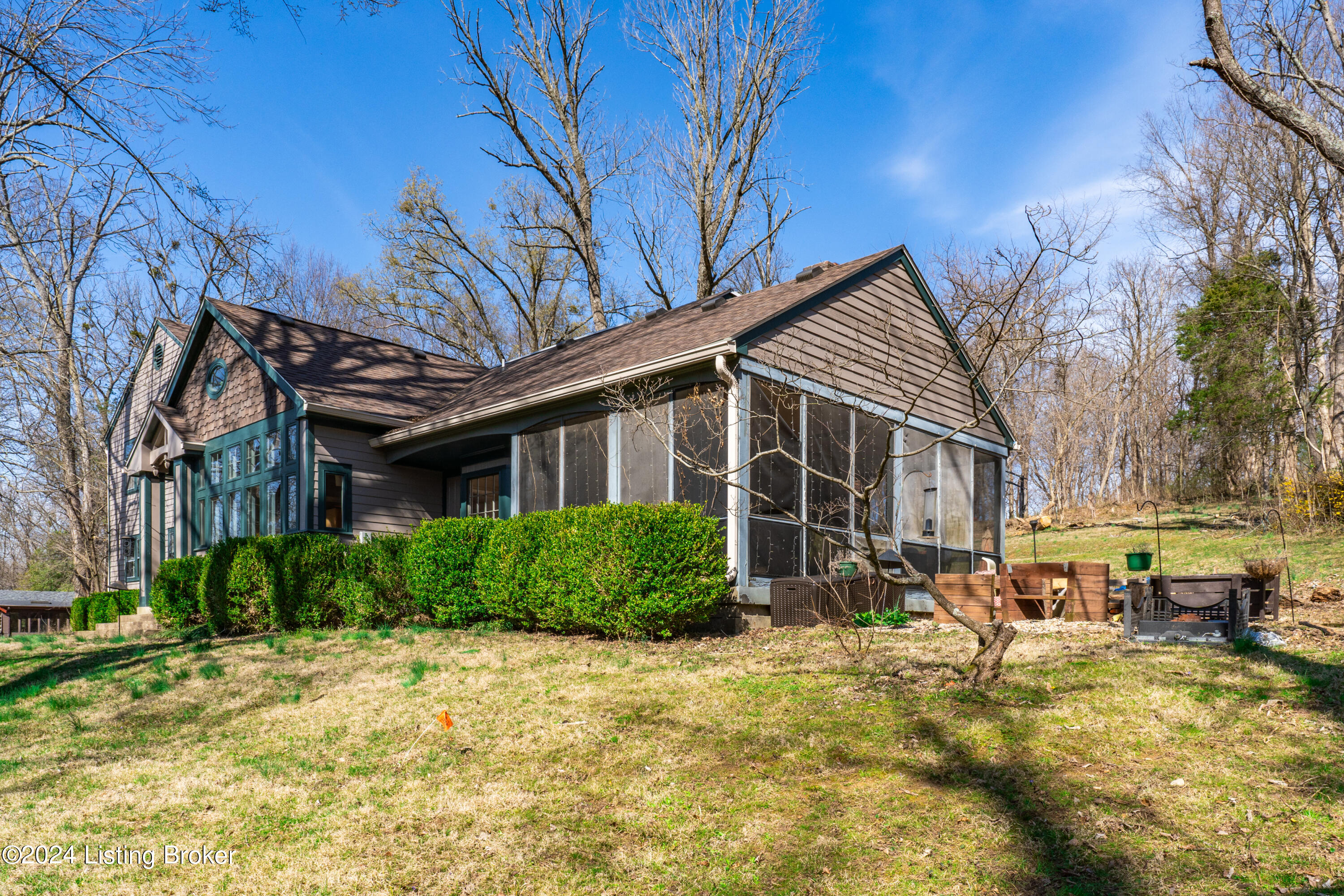 2511 Woodside Road Louisville, KY 40207 - Photo 4 of 82 2511-Woodside-Rd_004