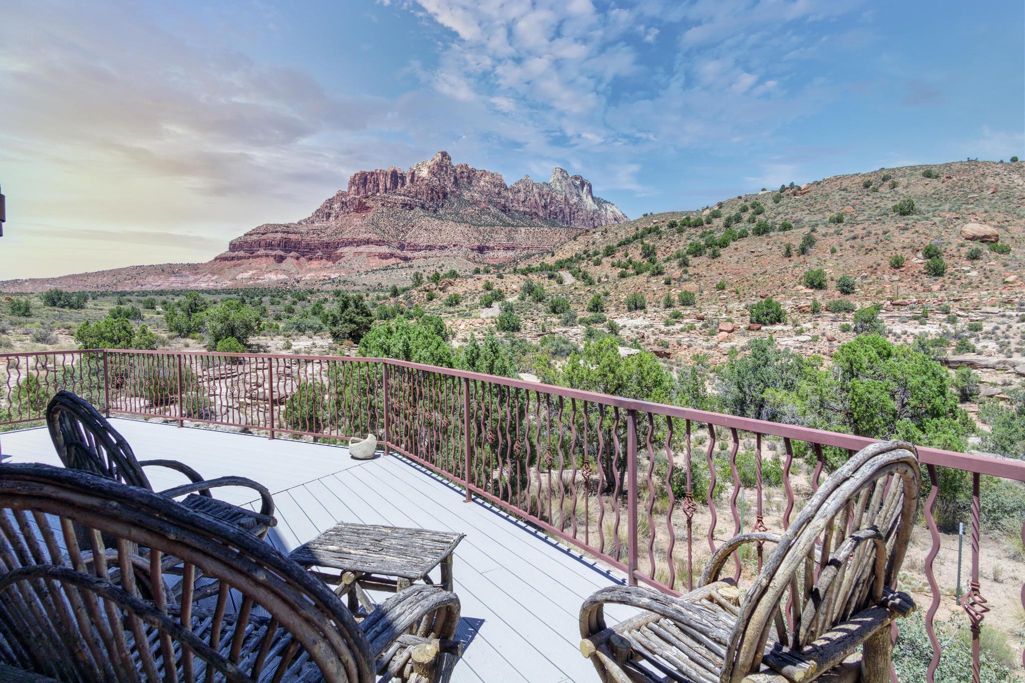 2907 Zuni Circle Springdale, UT 84767 - Photo 3 of 99 "Protected Views. End-of-Cul-de-Sac Privacy. Minutes from Zion NP."