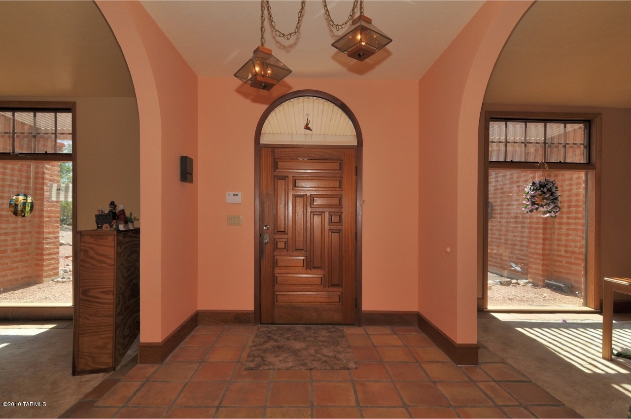 906 North Rancho Del Jefe Loop Tucson, AZ 85748 - Photo 3 of 17 Gallery Image 3
