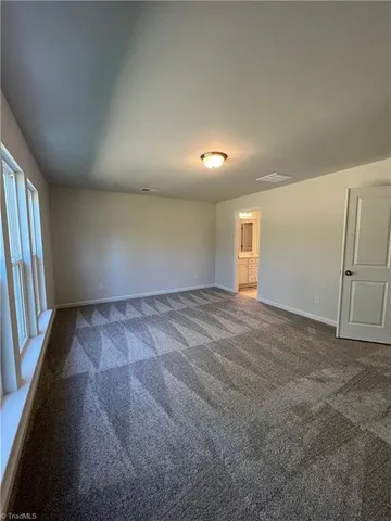 $1,995 | 914 Lampton Court, Jamestown, NC 27282