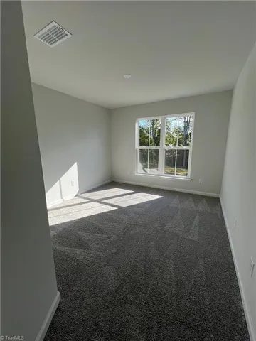 $1,995 | 914 Lampton Court, Jamestown, NC 27282