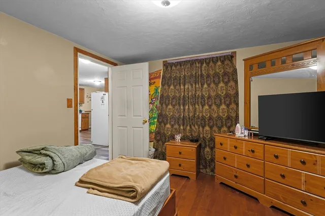 $320,000 | 28 Lennon Street, Gardner, MA 01440