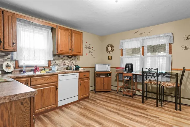 $320,000 | 28 Lennon Street, Gardner, MA 01440