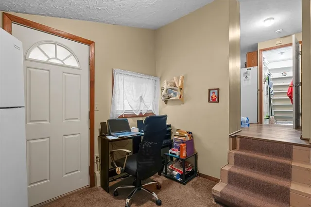 $320,000 | 28 Lennon Street, Gardner, MA 01440