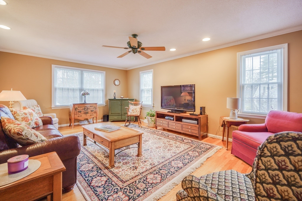 30 Orchard Road East Longmeadow, MA 01028 - Photo 5 of 42 Gallery Image 5