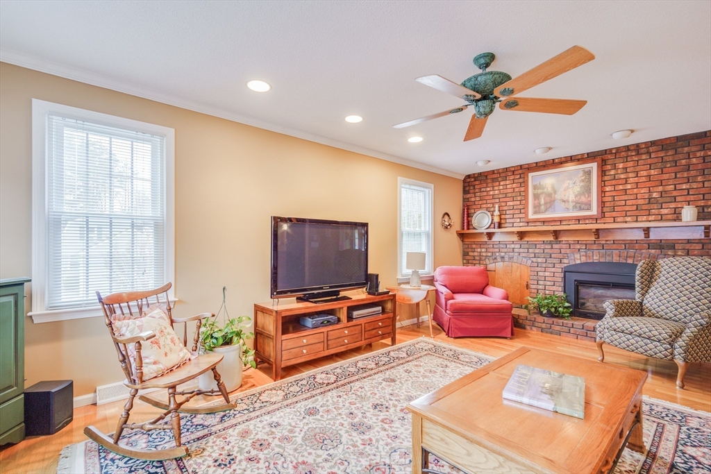 30 Orchard Road East Longmeadow, MA 01028 - Photo 8 of 42 Gallery Image 8