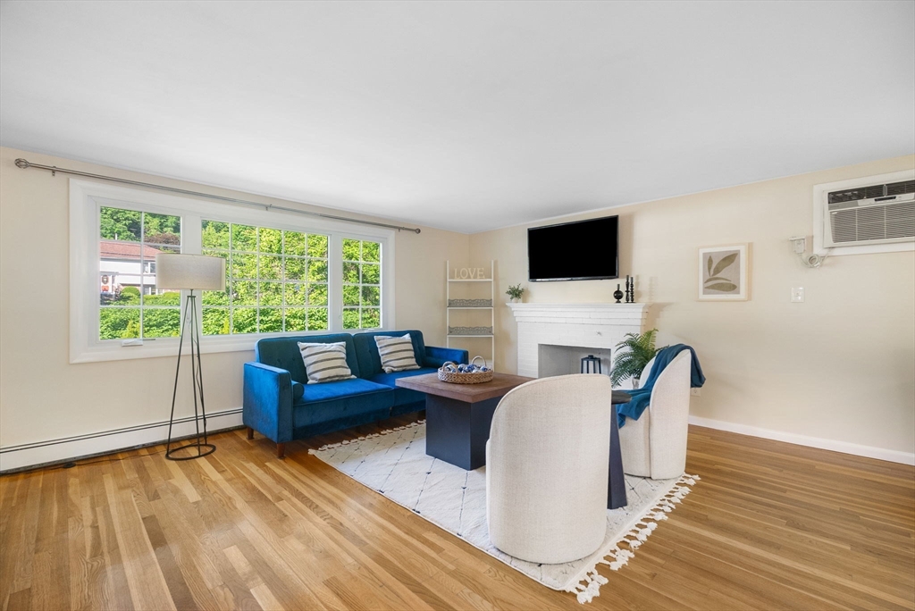 221 Totten Pond Road Waltham, MA 02451 - Photo 9 of 37