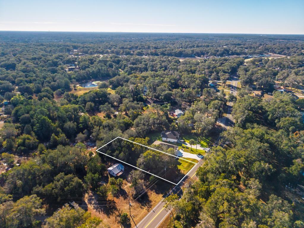 435 County Rd Mount Sorrento, FL 32776 - Photo 14 of 30 an aerial view of multiple house