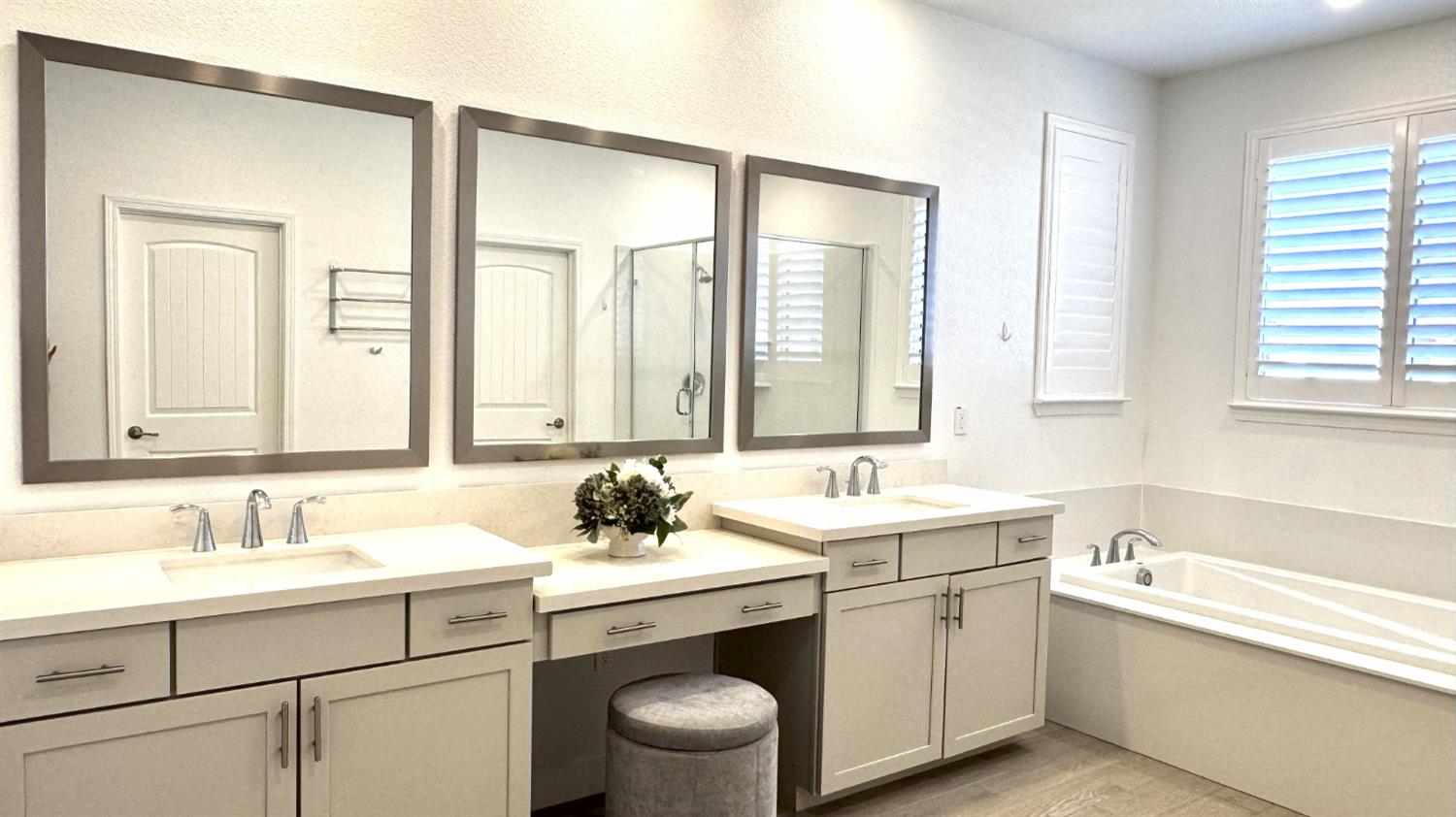 1072 Blue Range Way Roseville, CA 95747 - Photo 31 of 48