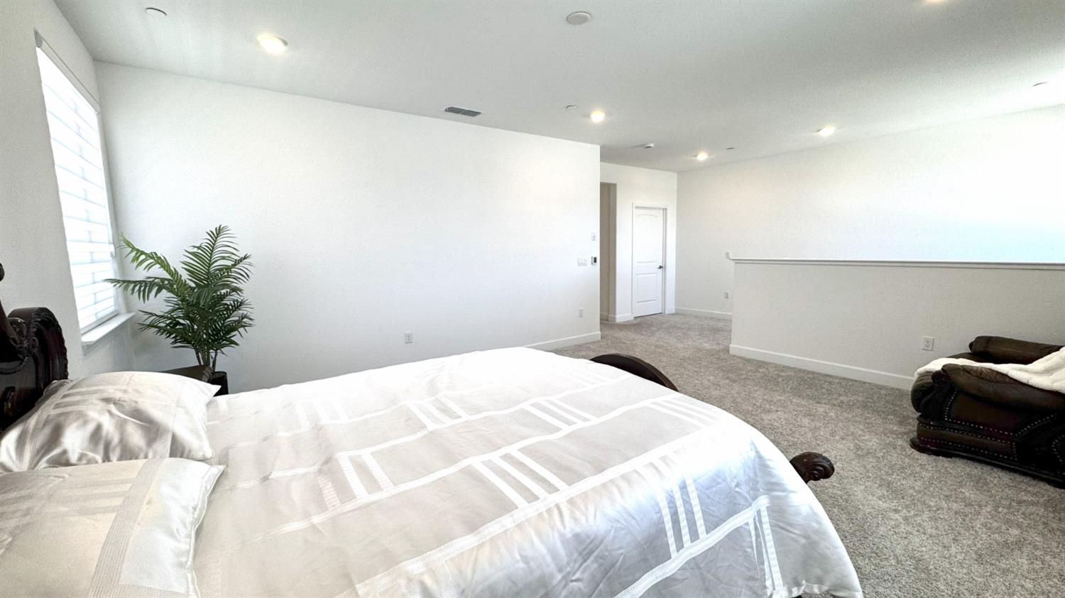 1072 Blue Range Way Roseville, CA 95747 - Photo 35 of 48