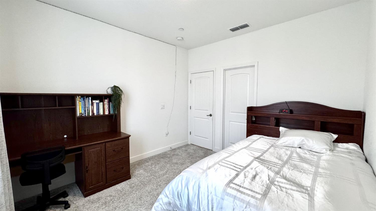 1072 Blue Range Way Roseville, CA 95747 - Photo 43 of 48