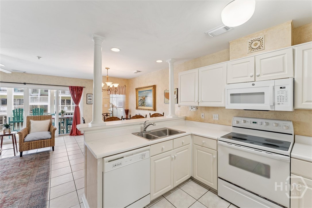 3 17th Street, Unit 2 Tybee Island, GA 31328 - Photo 16 of 63