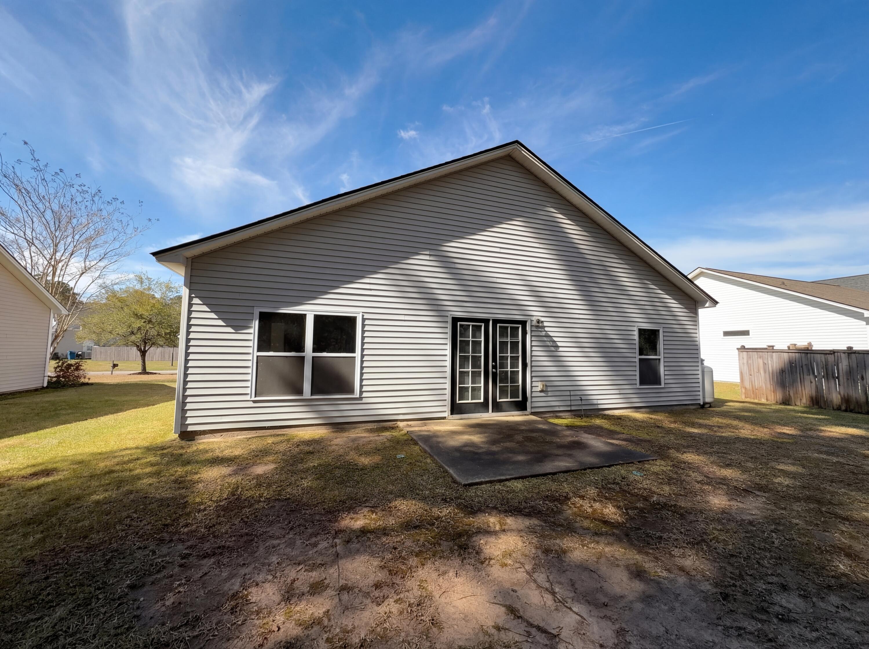 258 Westbrooke Road Summerville, SC 29486 - Photo 5 of 17 listing_4