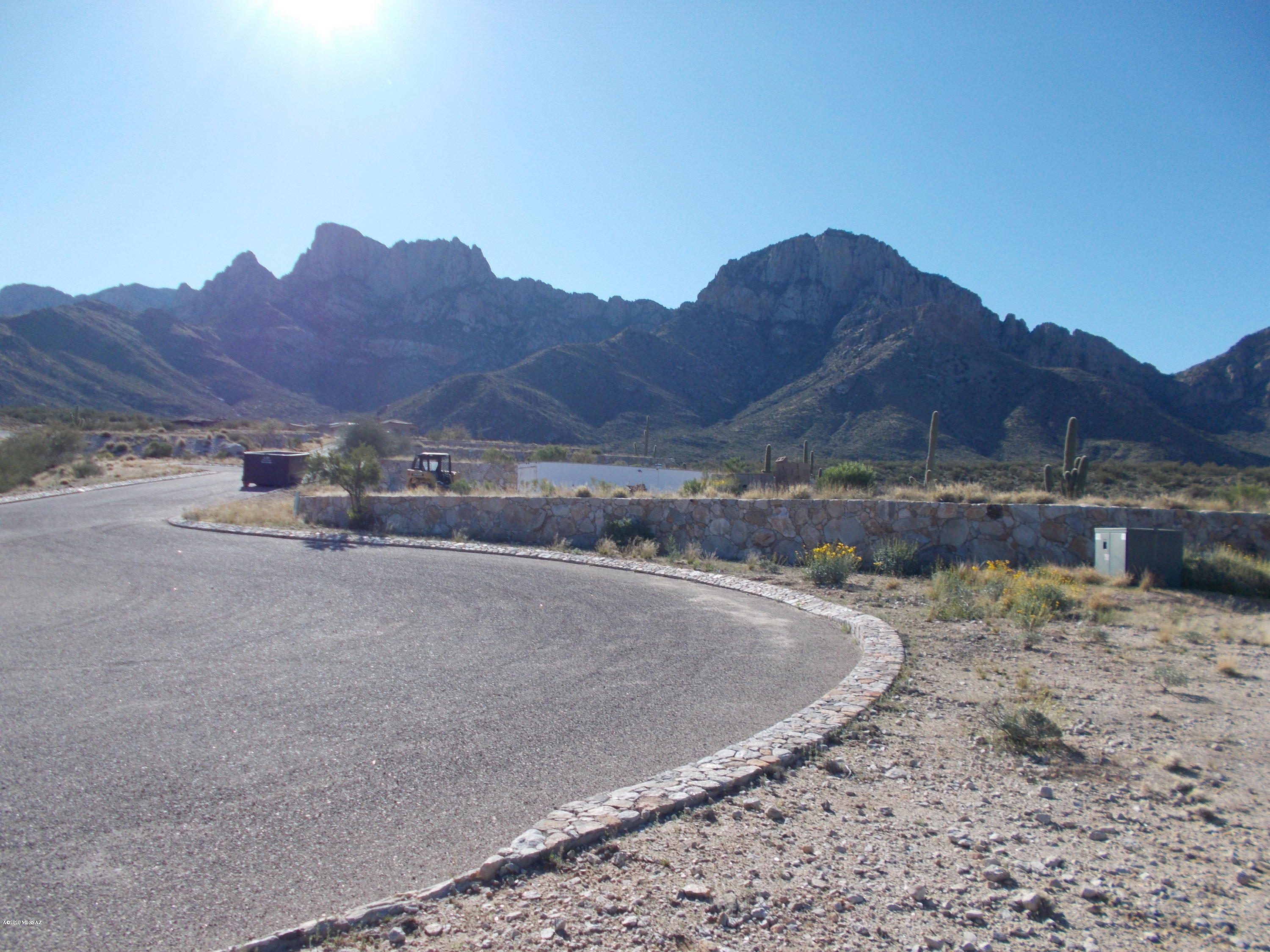 2280 Della Roccia Court, Unit 19 Oro Valley, AZ 85737 - Photo 3 of 20 a view of a dry top and mountain view