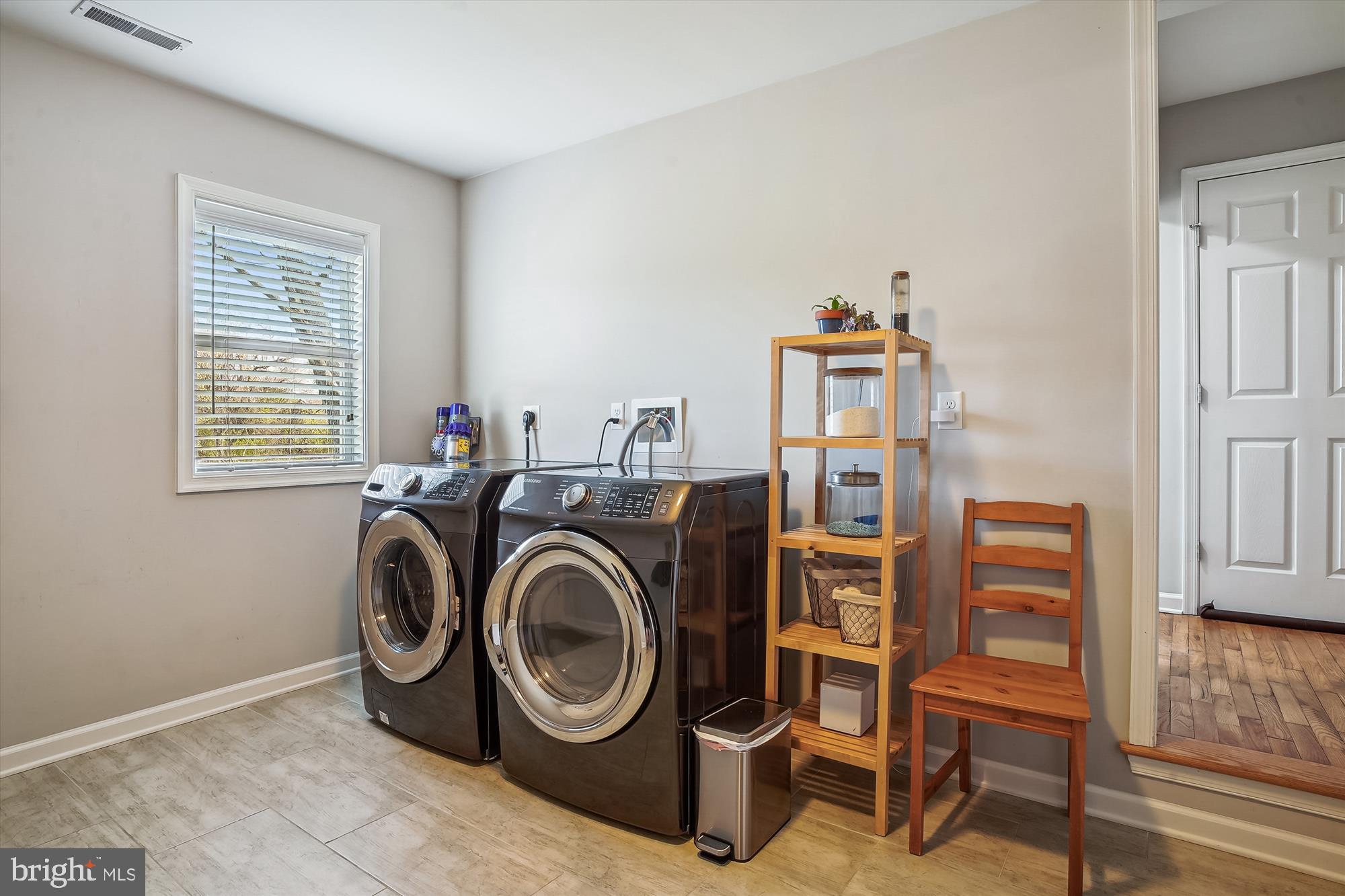 2554 Church Hill Road Centreville, MD 21617 - Photo 24 of 27 a view of livingroom with washer and dryer