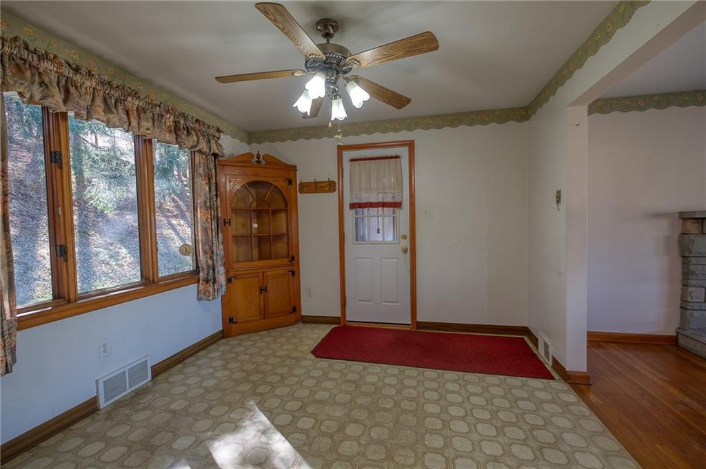 1387 Highway 989 Rochester, PA 15074 - Photo 12 of 25