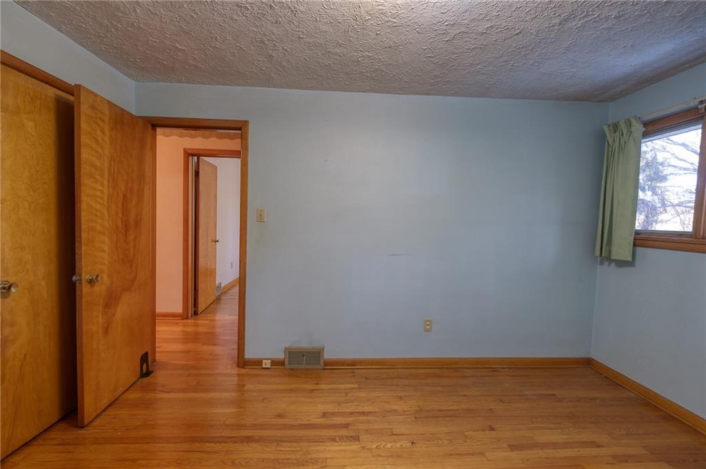 1387 Highway 989 Rochester, PA 15074 - Photo 17 of 25