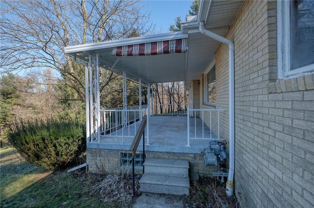 1387 Highway 989 Rochester, PA 15074 - Photo 3 of 25