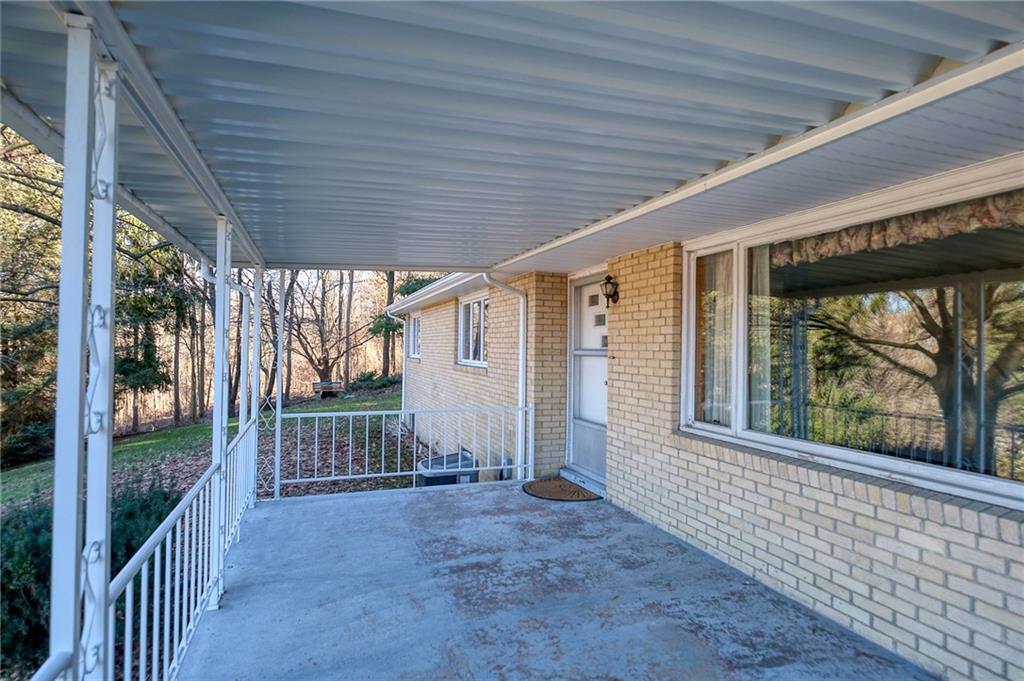 1387 Highway 989 Rochester, PA 15074 - Photo 5 of 25