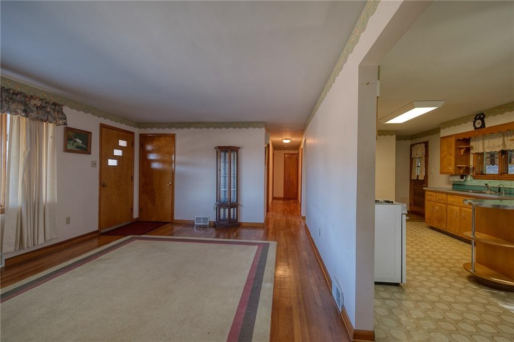1387 Highway 989 Rochester, PA 15074 - Photo 7 of 25