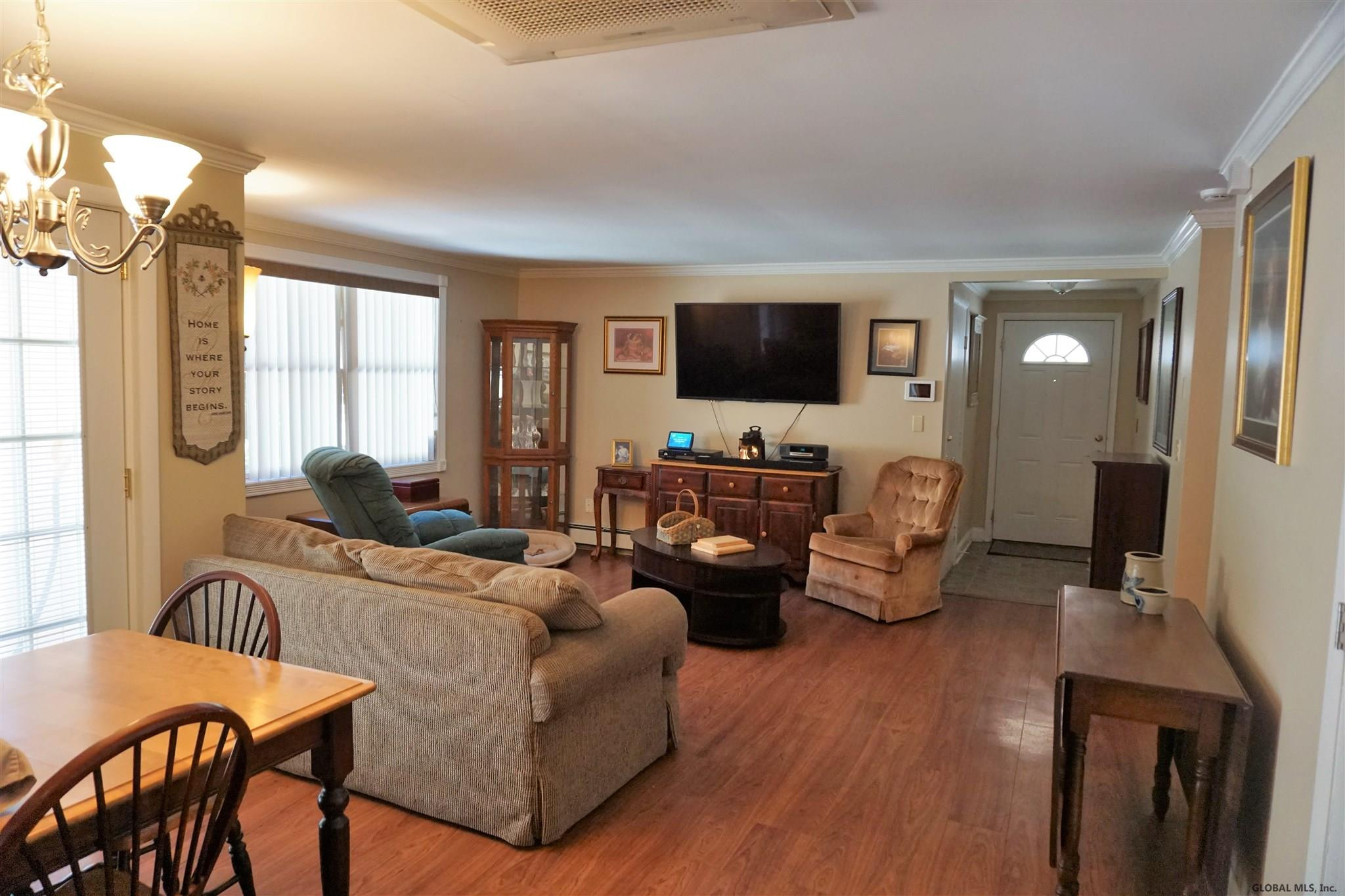79 Snowberry Road Malta, NY 12020 - Photo 6 of 25 Photo 6