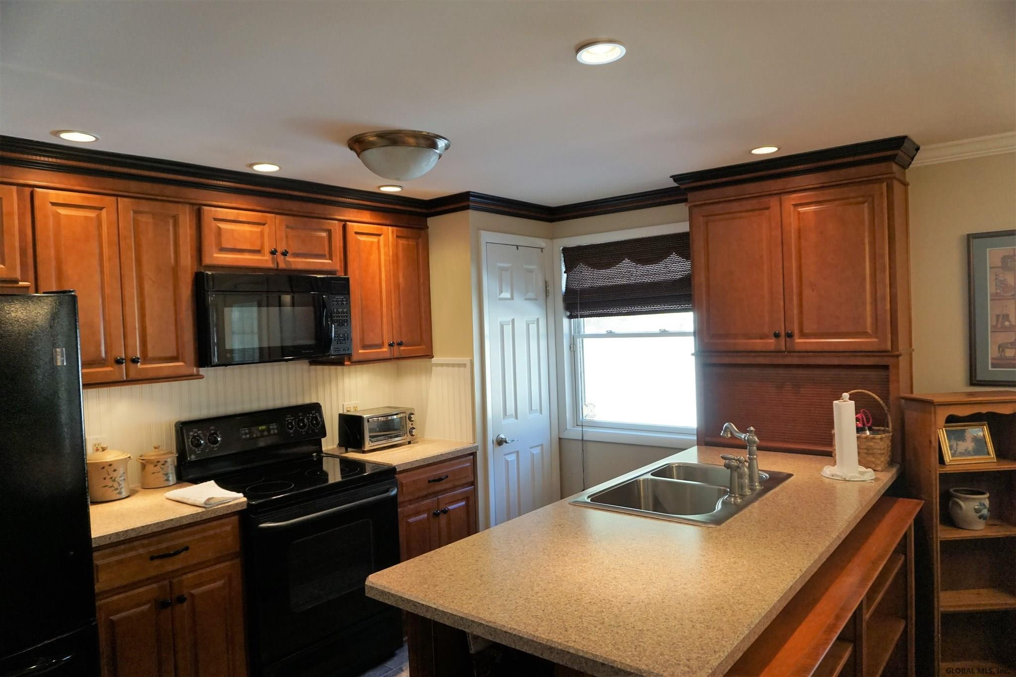79 Snowberry Road Malta, NY 12020 - Photo 9 of 25 Photo 9