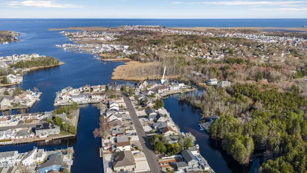 $995,000 | 20 Dune Drive, Bayville, NJ 08721