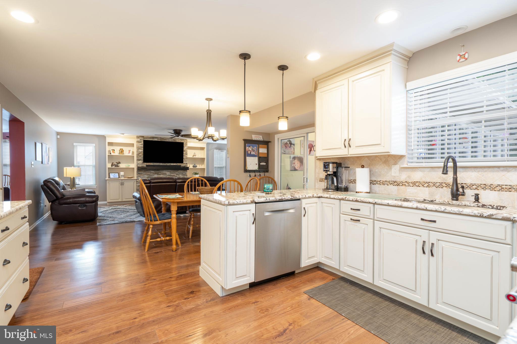 24 Springcress Drive Delran, NJ 08075 - Photo 6 of 35 Gallery Image 6