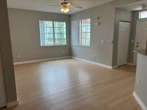 $2,000 | 1611 Southeast Pomeroy Street, Stuart, FL 34997