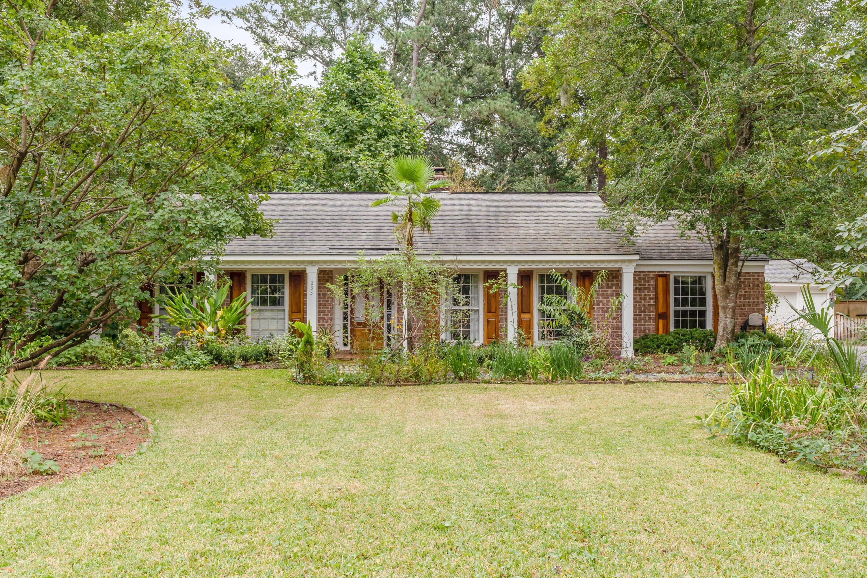 233 Molasses Lane Mount Pleasant, SC 29464 - Photo 37 of 39 233 Molasses