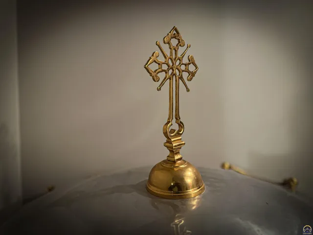 $295,000 | 2516 Southwest Huntoon Street, Topeka, KS 66604