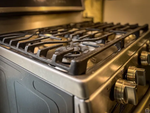 $295,000 | 2516 Southwest Huntoon Street, Topeka, KS 66604