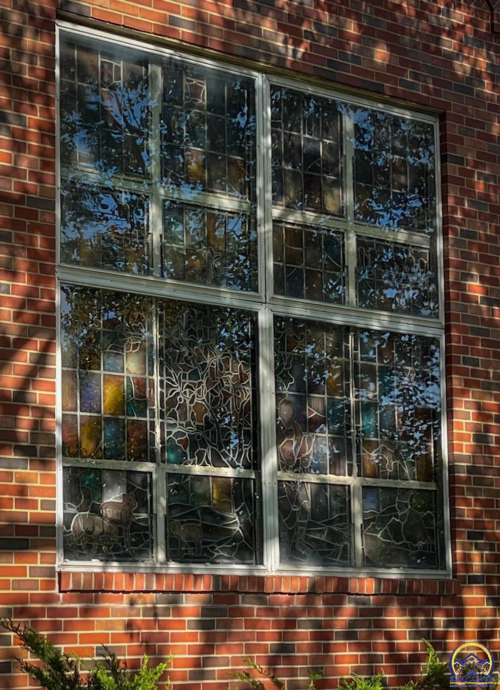 2516 Southwest Huntoon Street Topeka, KS 66604 - Photo 3 of 37