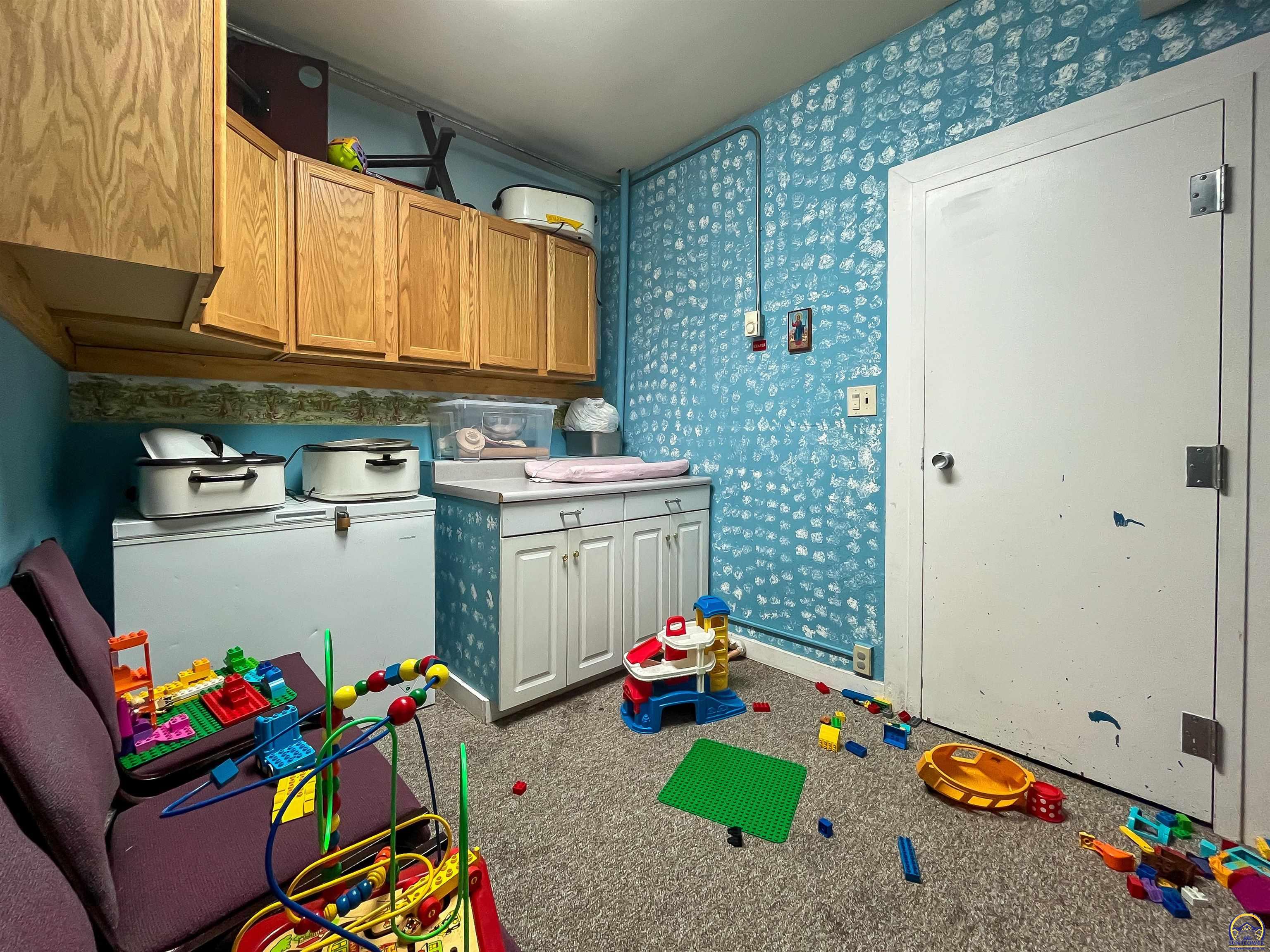 2516 Southwest Huntoon Street Topeka, KS 66604 - Photo 33 of 37