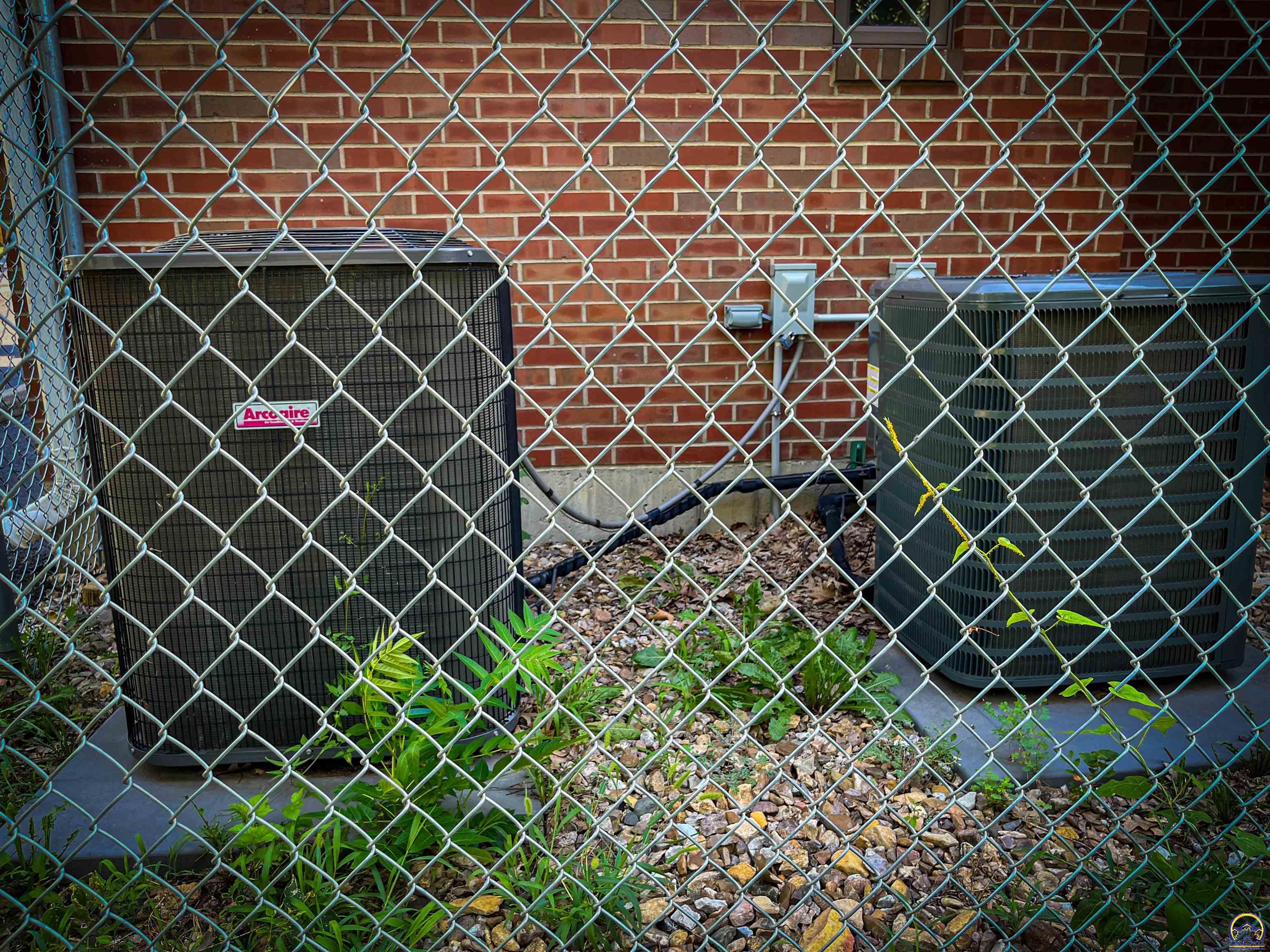 2516 Southwest Huntoon Street Topeka, KS 66604 - Photo 36 of 37