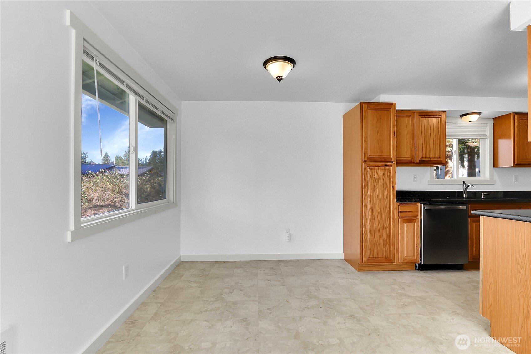 2115 Pinehurst Avenue Everett, WA 98203 - Photo 6 of 18 a view of kitchen and window