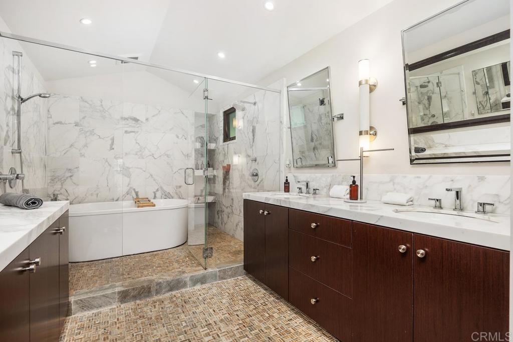 2260 El Amigo Road Del Mar, CA 92014 - Photo 23 of 40 Master Bathroom