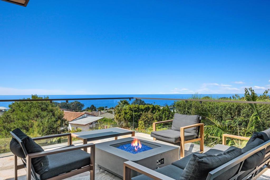 2260 El Amigo Road Del Mar, CA 92014 - Photo 39 of 40 Back patio view 5