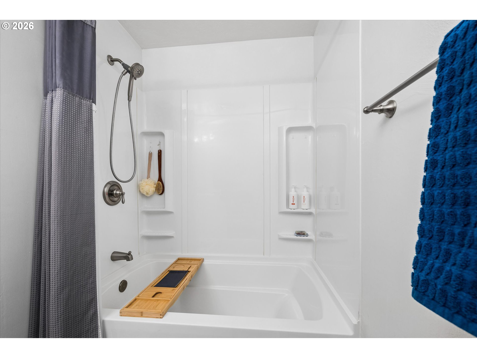 4431 Fox Hollow Road, Unit 6 Eugene, OR 97405 - Photo 21 of 46