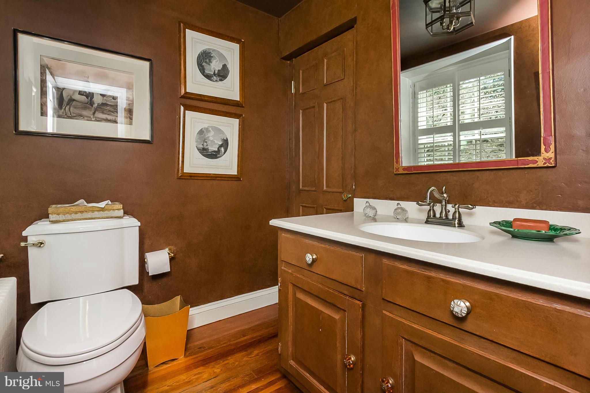 6 Coniston Road Baltimore, MD 21204 - Photo 16 of 30 1st floor powder room