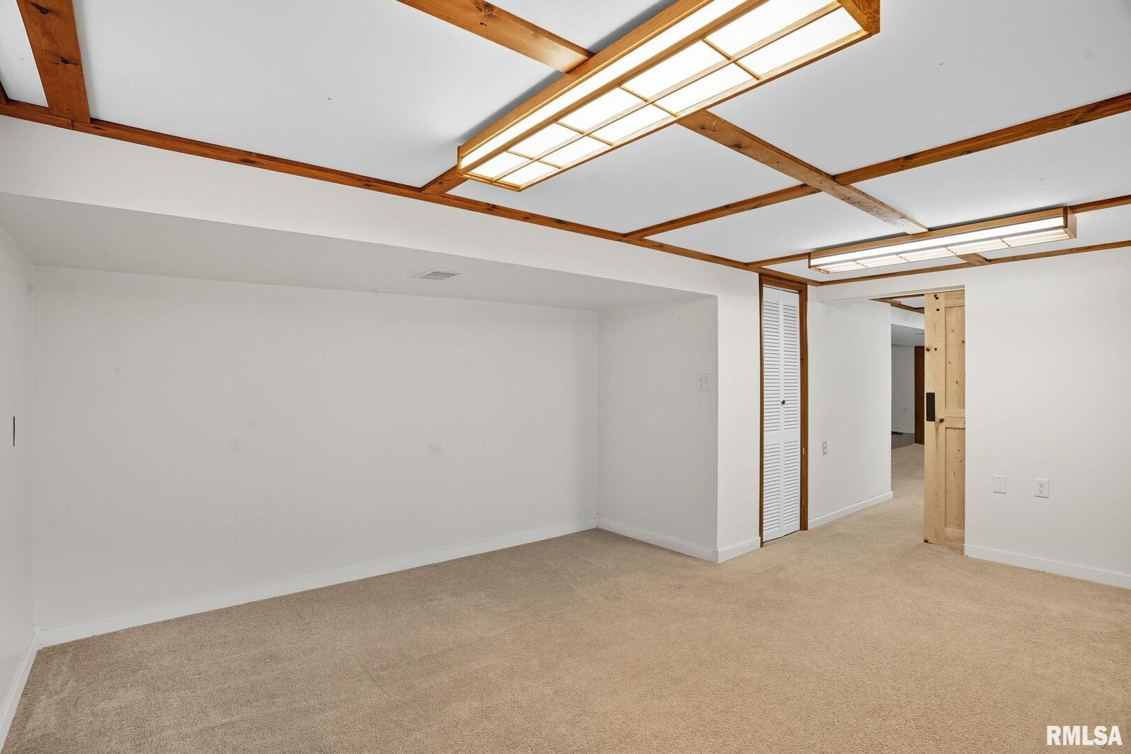 109 North 3rd Street Colona, IL 61241 - Photo 28 of 33 a view of an empty room