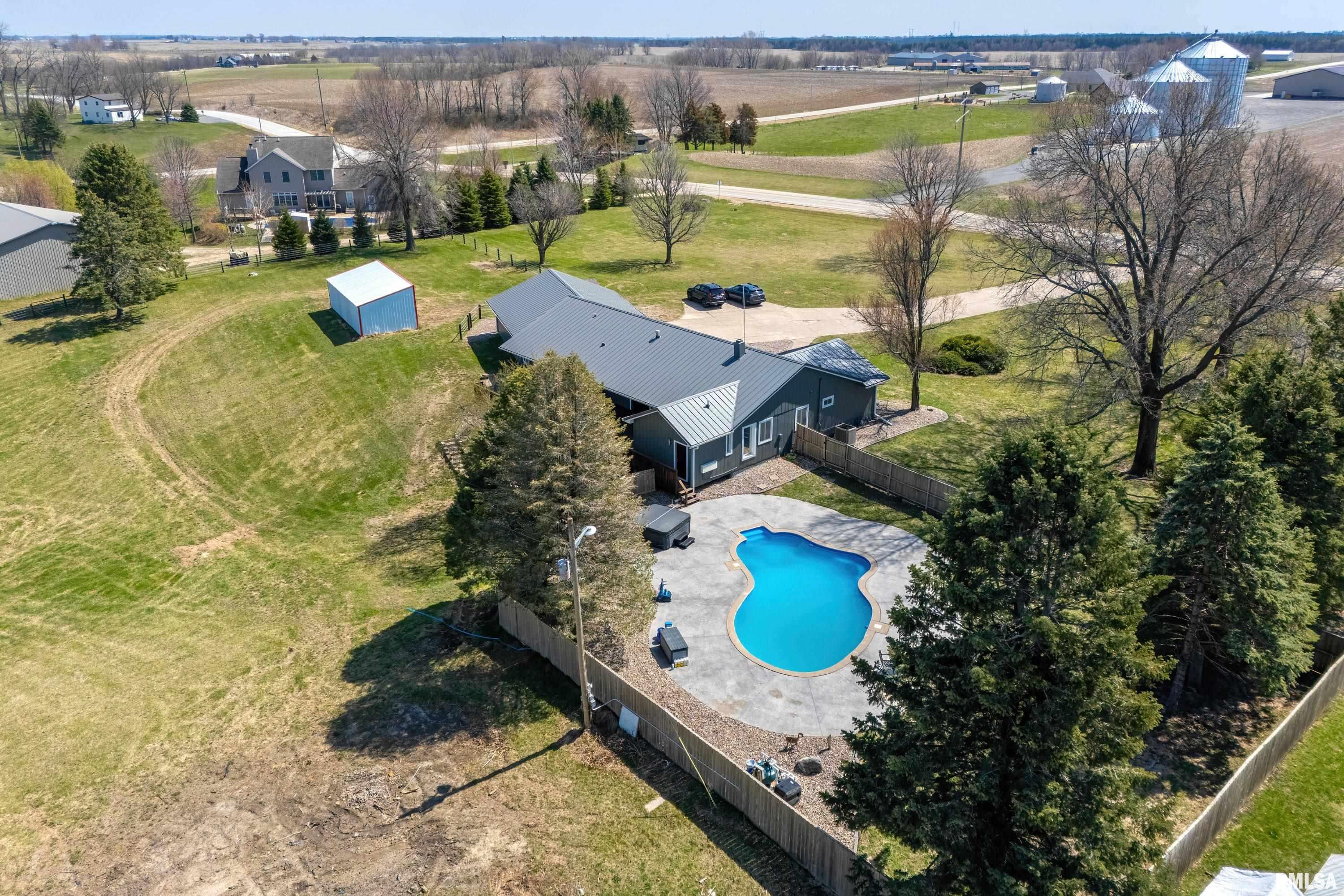 20874 270th Street Eldridge, IA 52748 - Photo 13 of 68